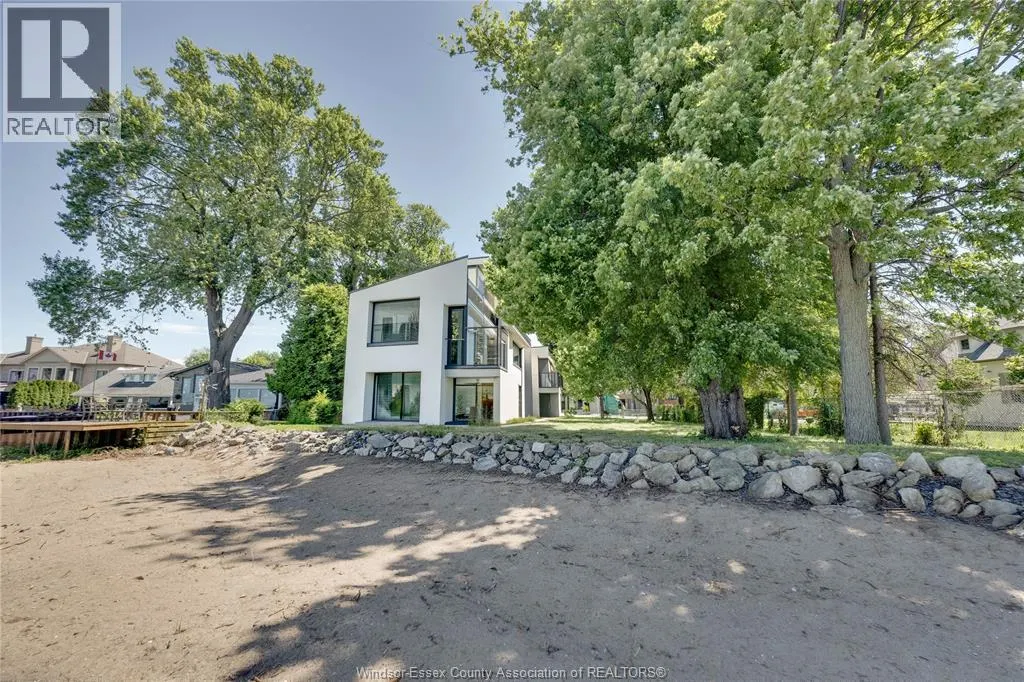 13110 RIVERSIDE DRIVE East
