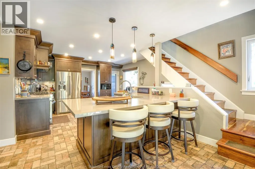 593 DALHOUSIE