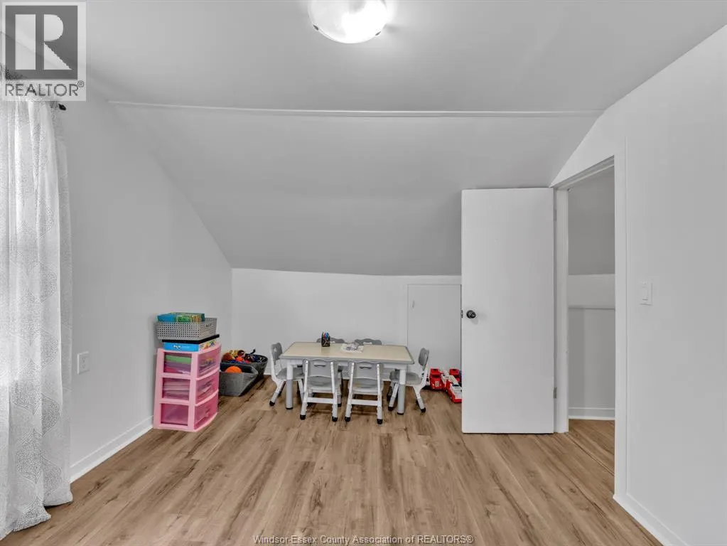 830 Mersea Road 10