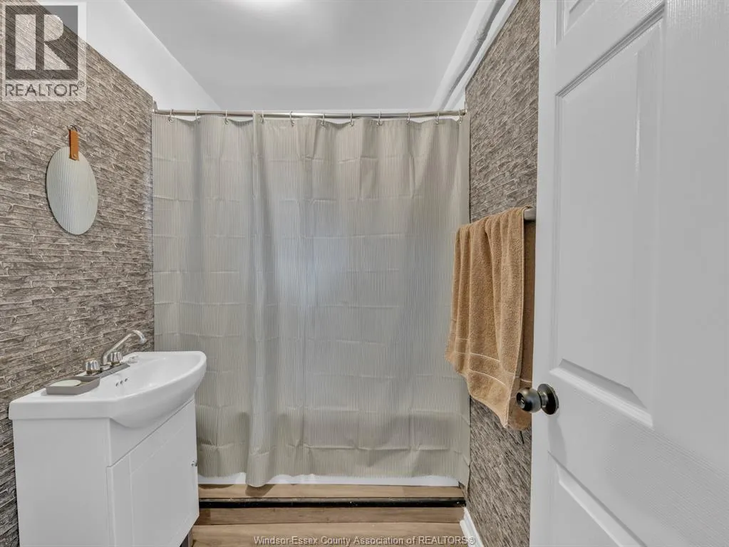 830 Mersea Road 10