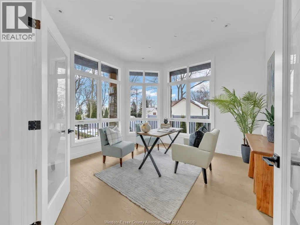 720 OLD TECUMSEH ROAD East