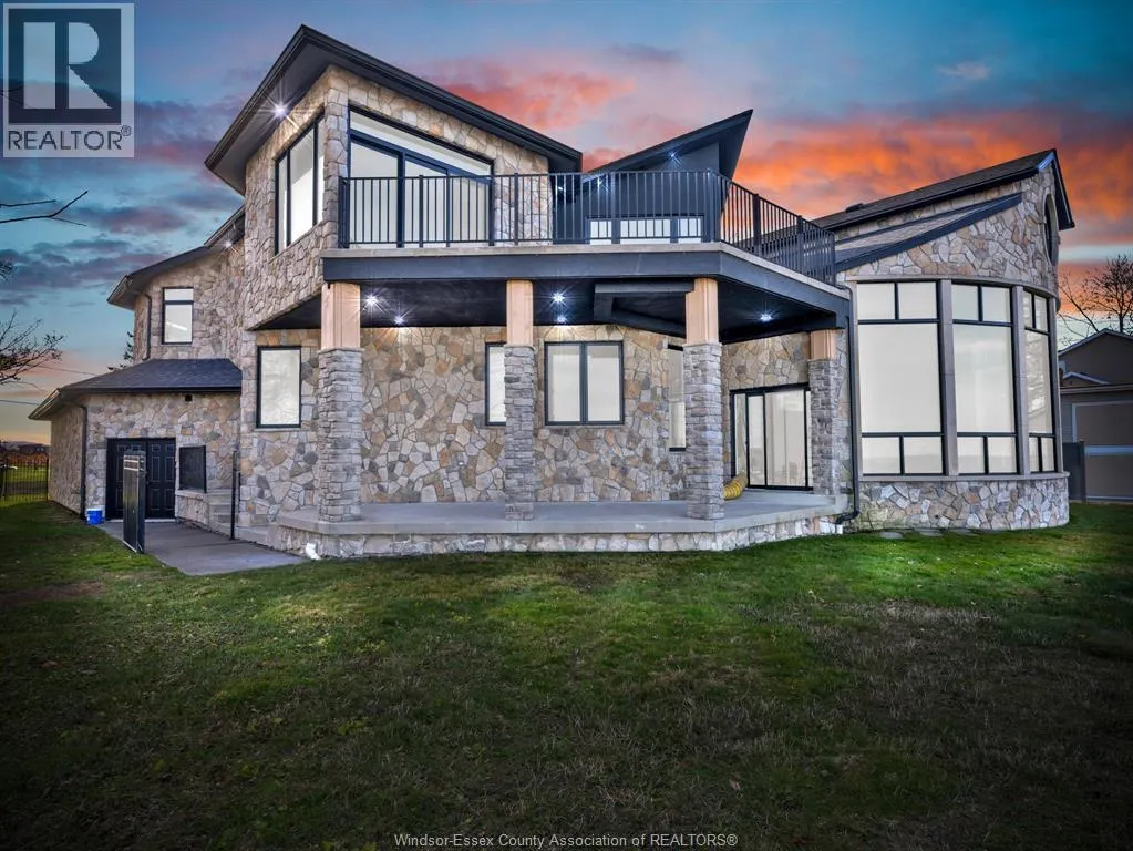 720 OLD TECUMSEH ROAD East