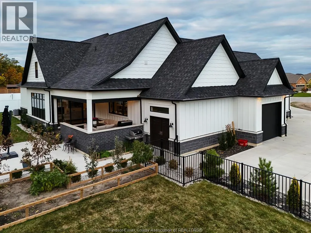 36 YORK BOULEVARD