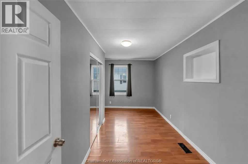 415 Queen STREET