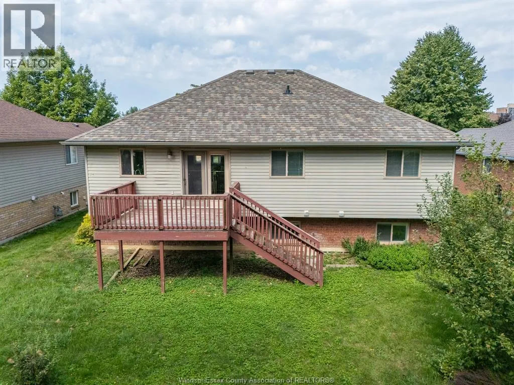 102 Joanne COURT