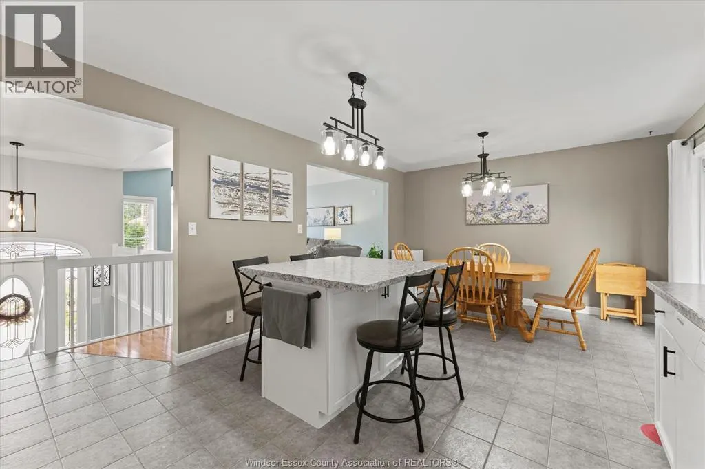 256 ASHWOOD