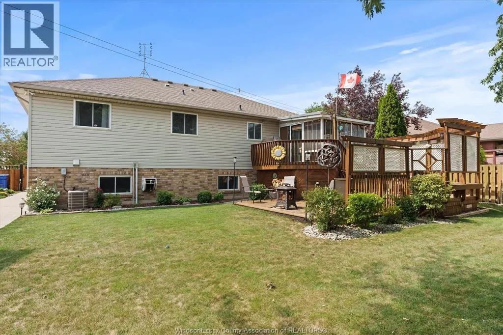 256 ASHWOOD