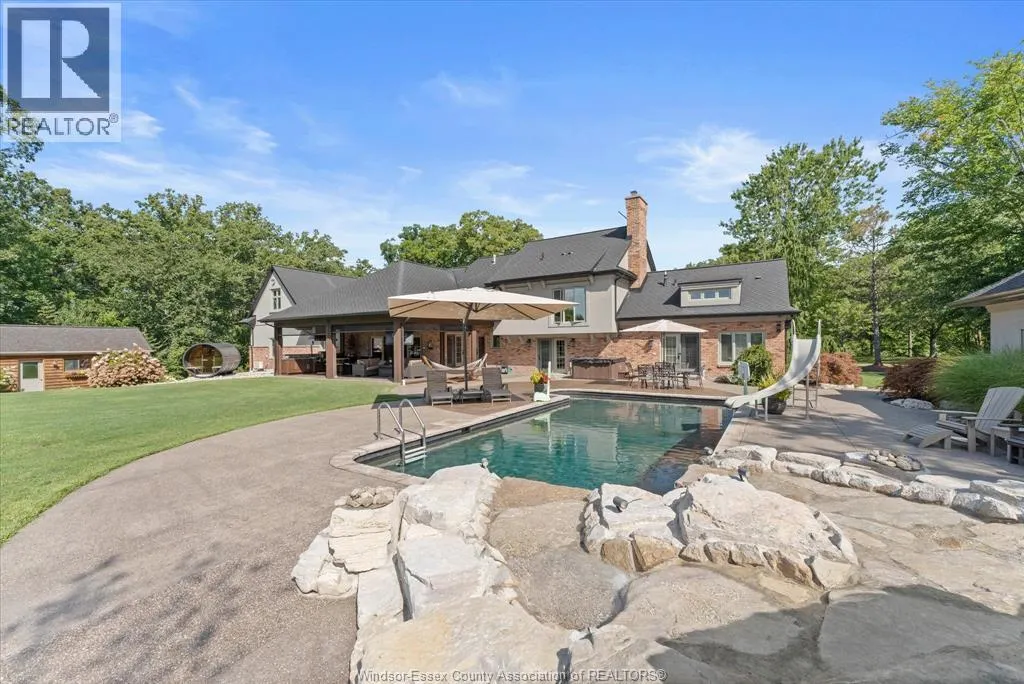 4897 4TH CONCESSION ROAD East