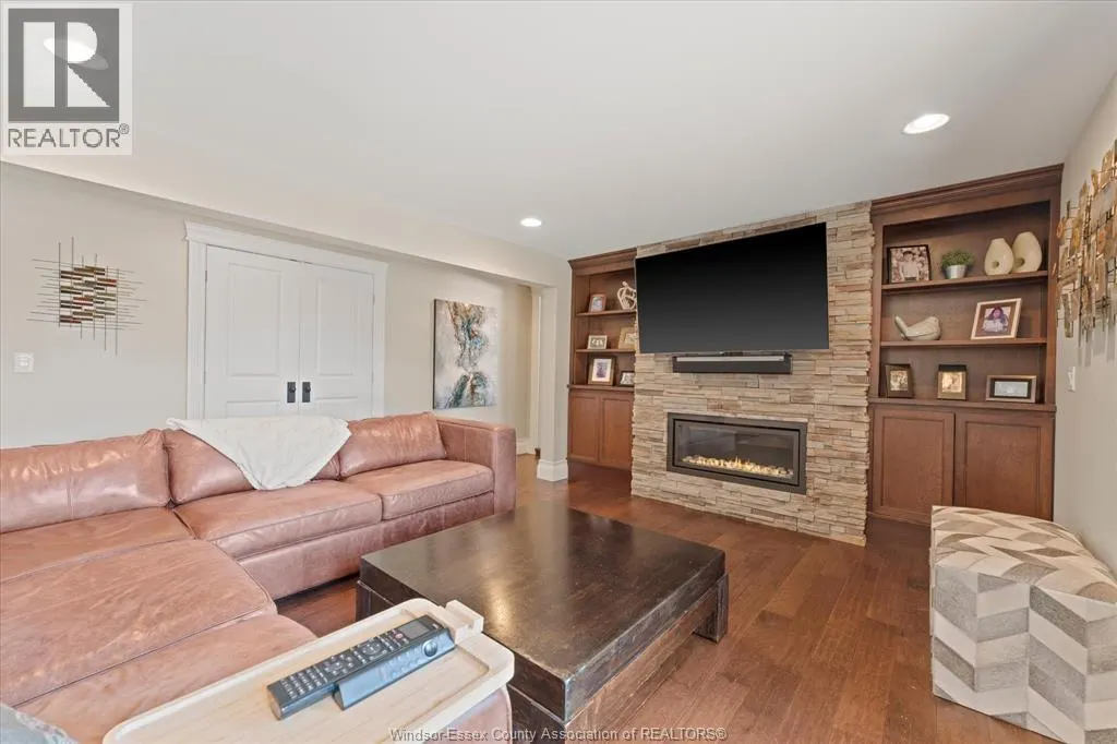 4897 4TH CONCESSION ROAD East
