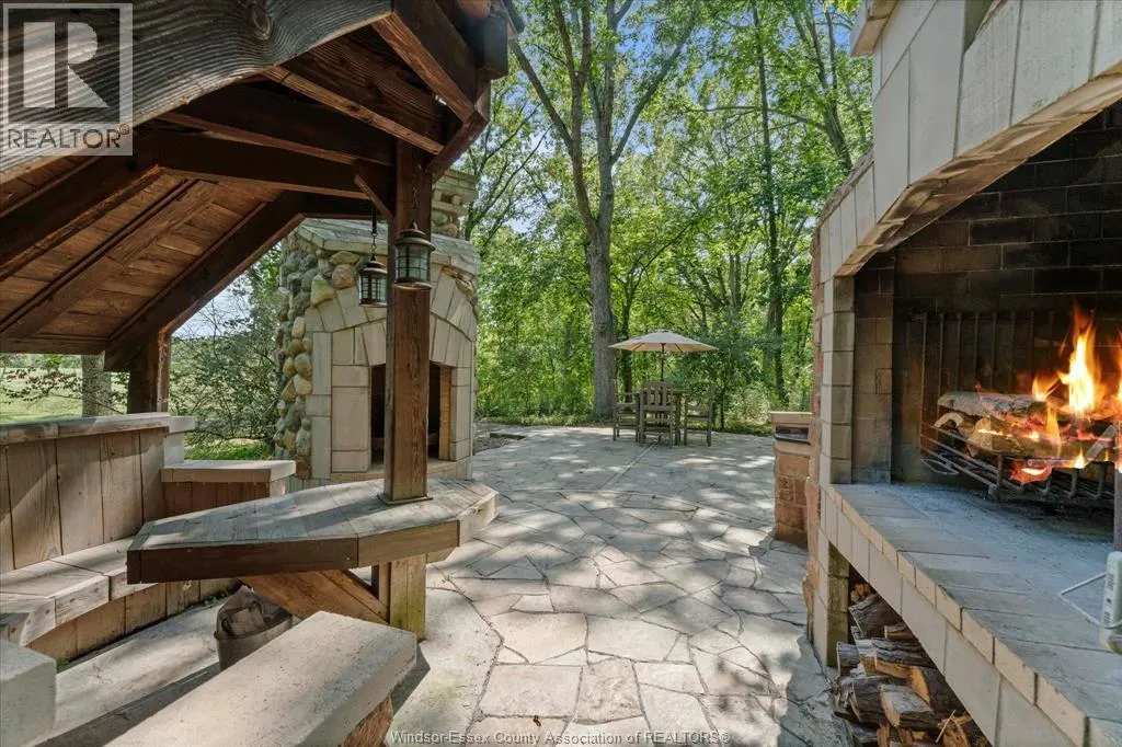 4897 4TH CONCESSION ROAD East