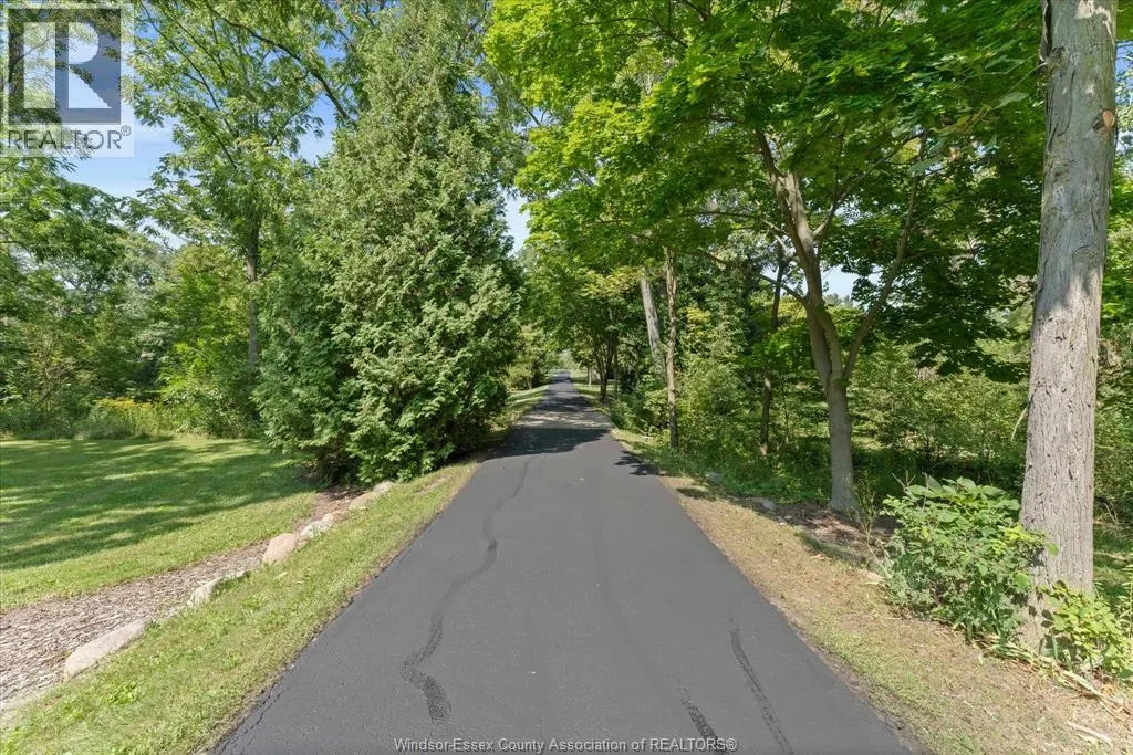 4897 4TH CONCESSION ROAD East