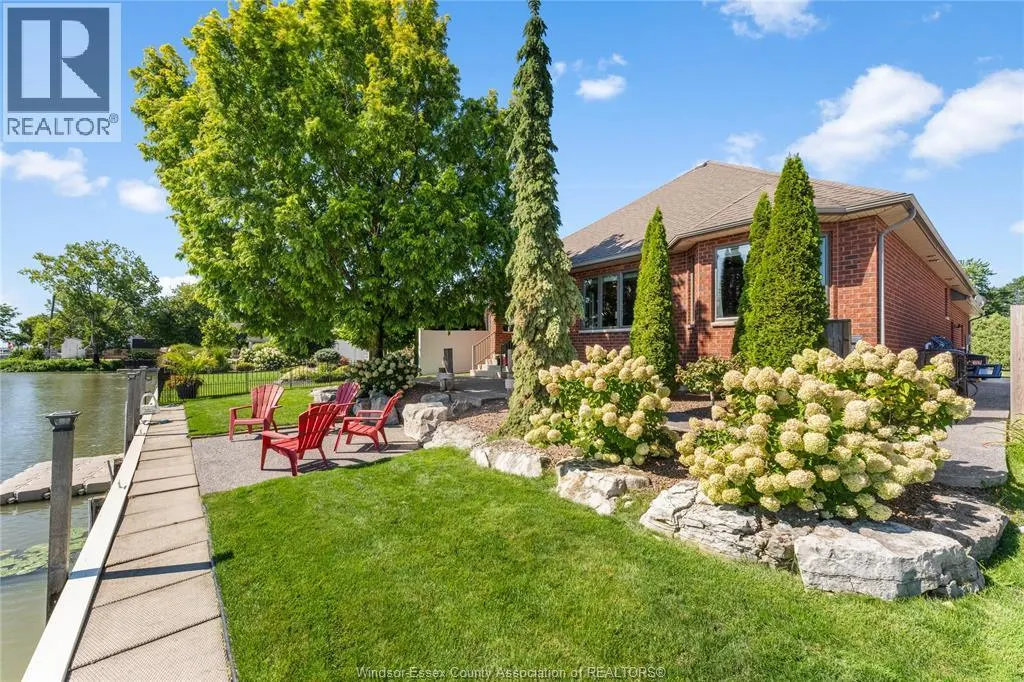 49 Montego Bay CRESCENT