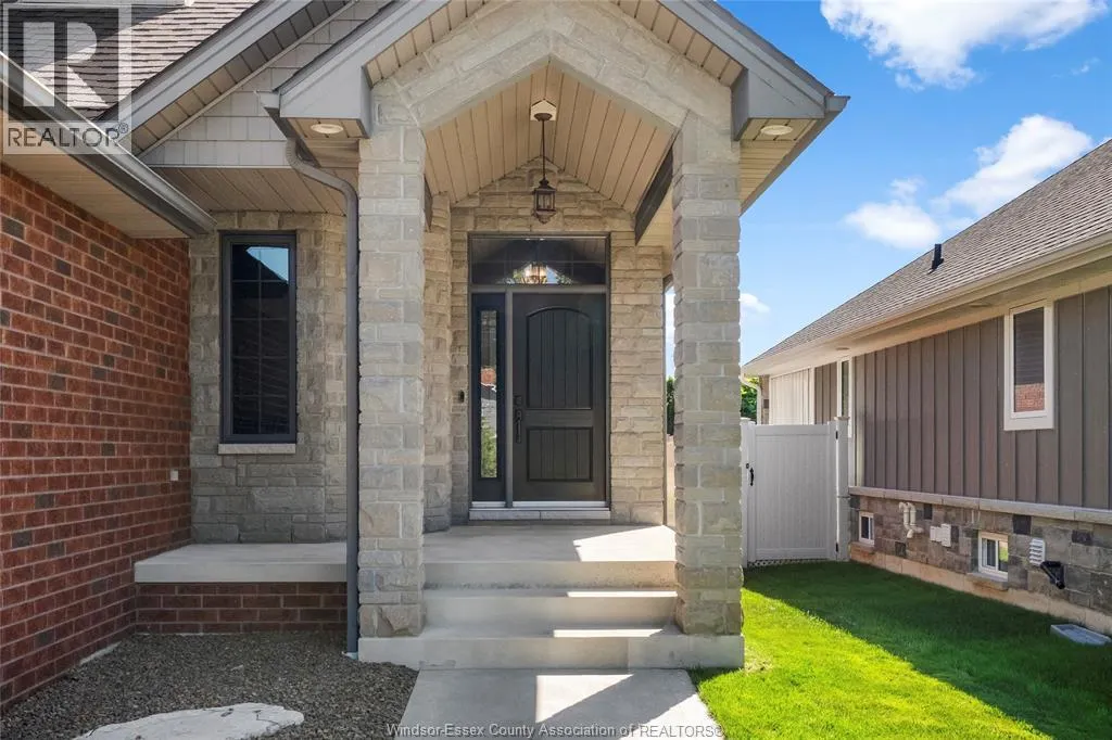 49 Montego Bay CRESCENT