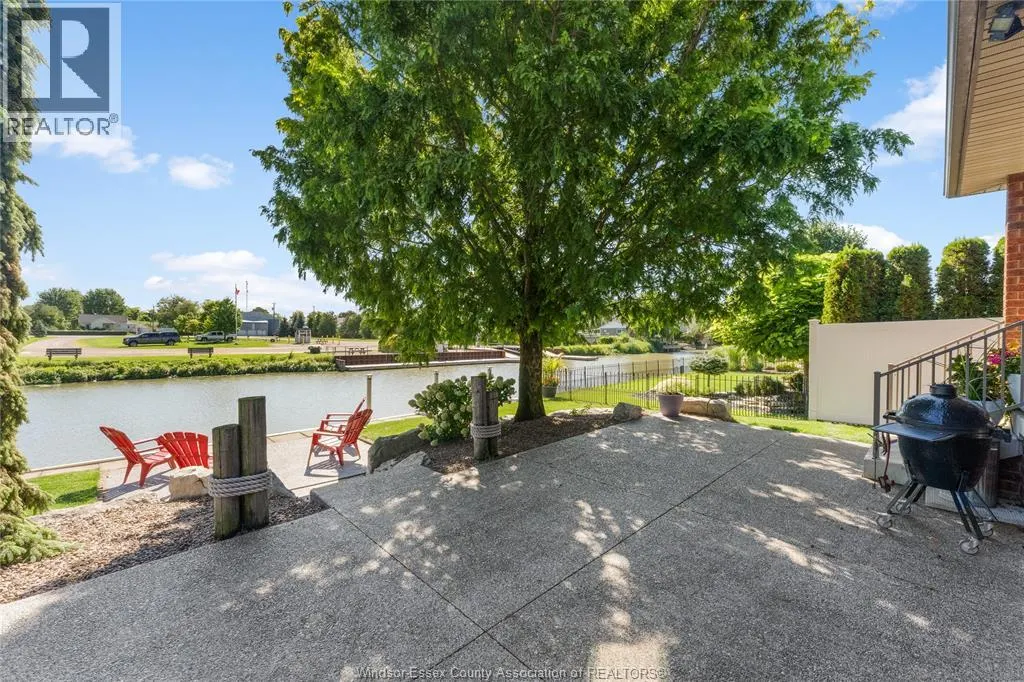 49 Montego Bay CRESCENT