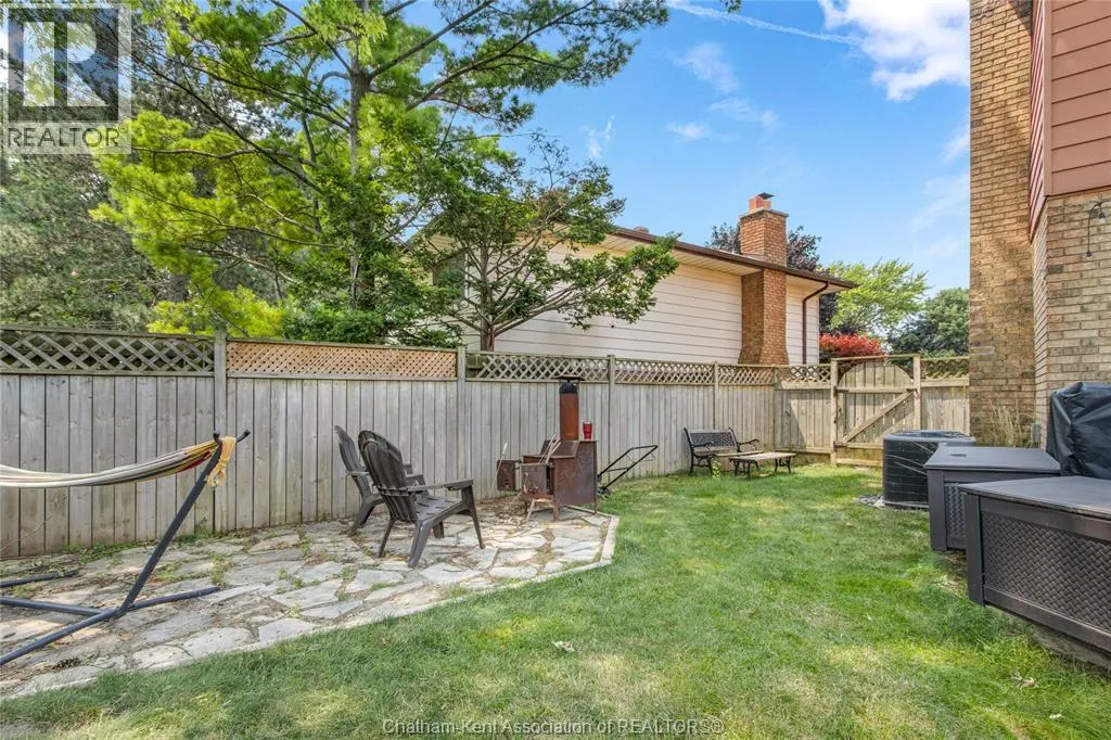 76 PAMELA CRESCENT