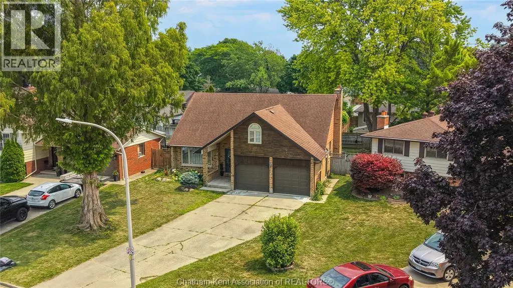 76 PAMELA CRESCENT