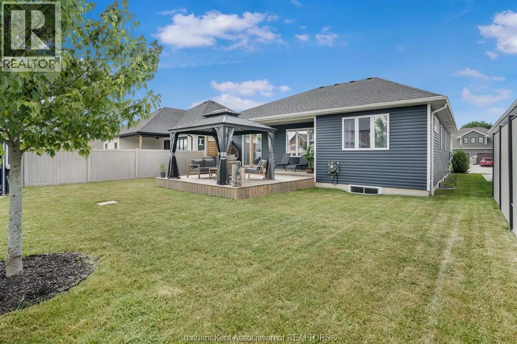 308 Davies STREET East