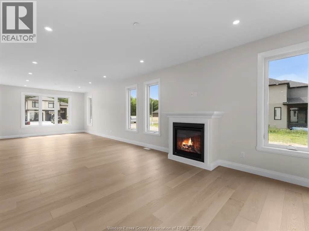 7350 GARNET CRESCENT