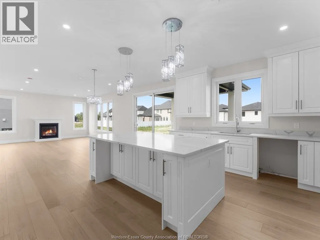 7350 GARNET CRESCENT