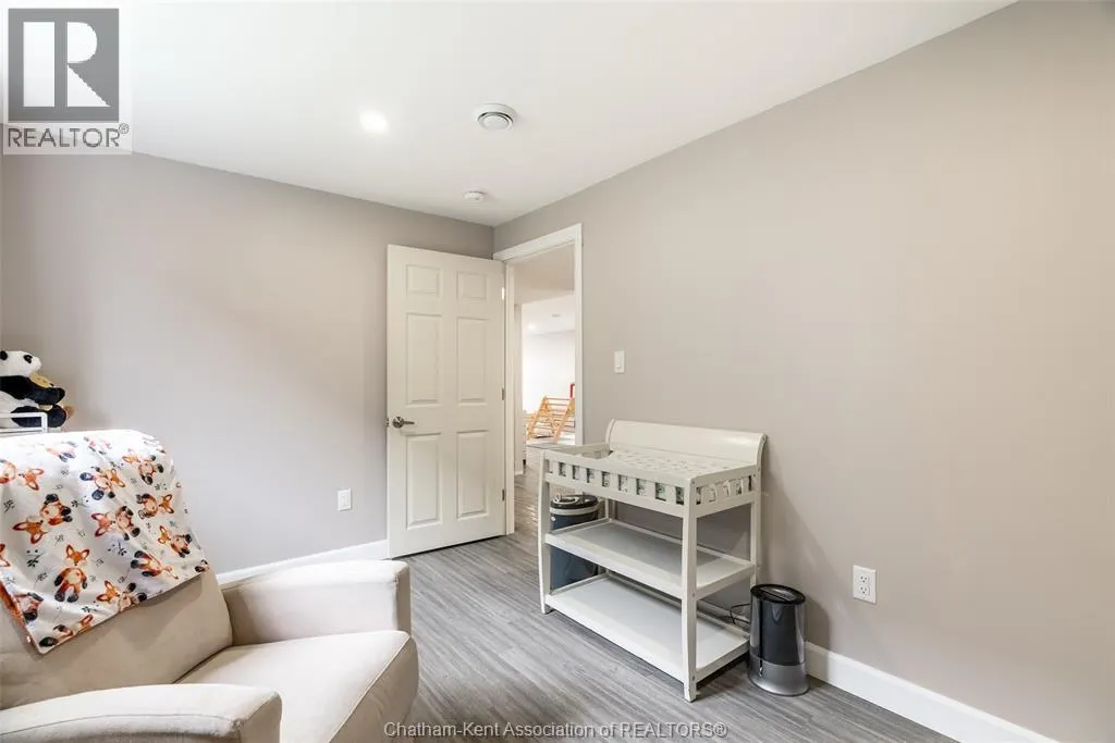 198 Moonstone CRESCENT