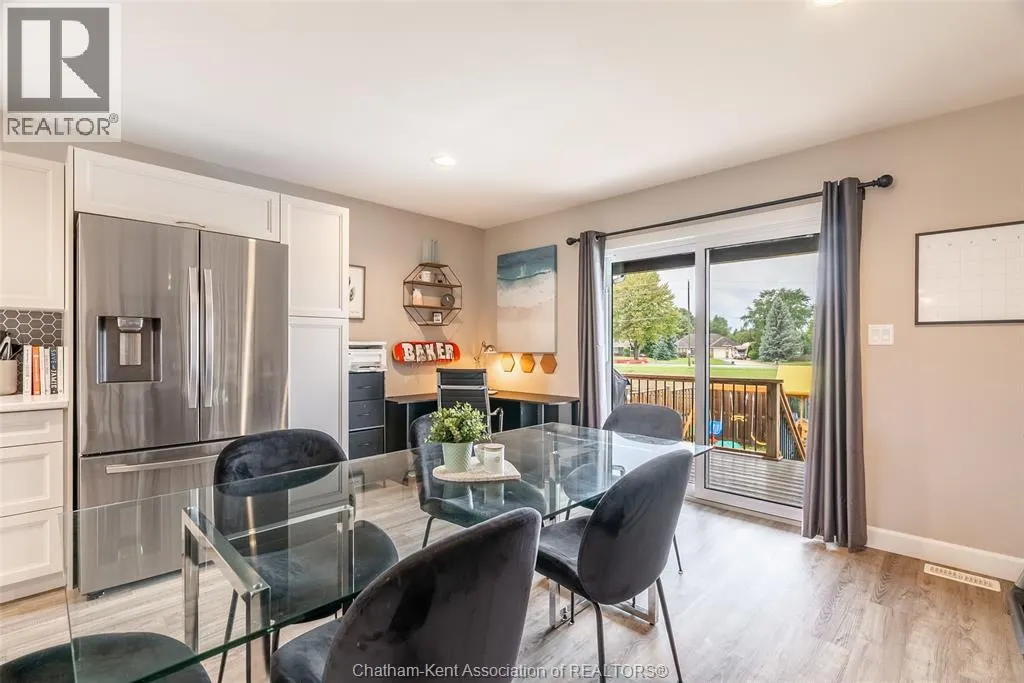 198 Moonstone CRESCENT