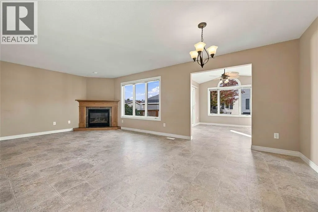 5700 BLACKWELL Sideroad Unit# 135