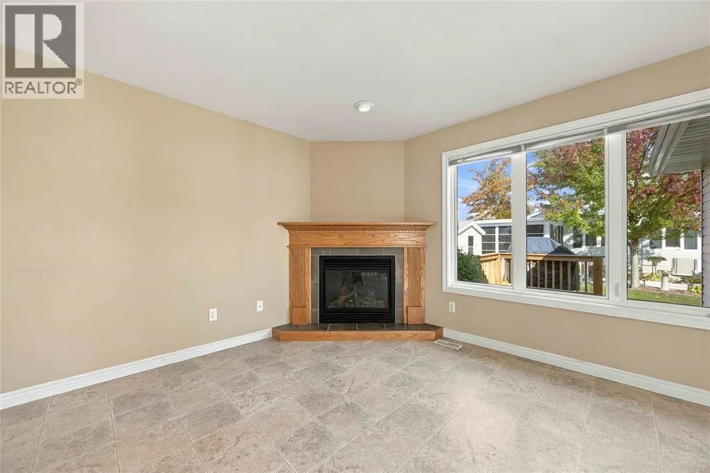5700 BLACKWELL Sideroad Unit# 135