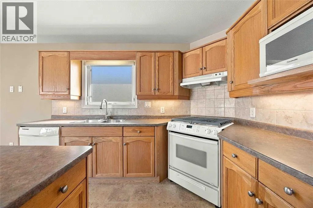 5700 BLACKWELL Sideroad Unit# 135