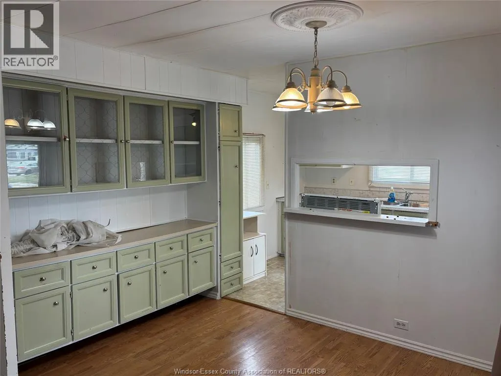 15 WILDER South