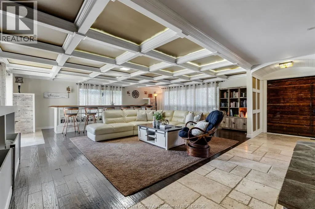 146 Gloucester DRIVE