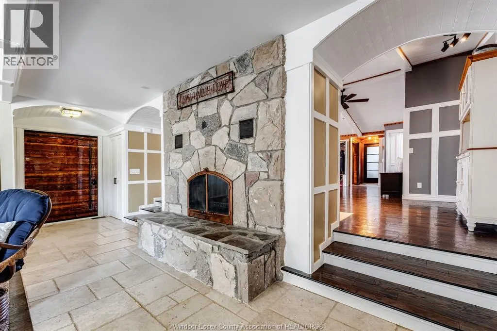 146 Gloucester DRIVE