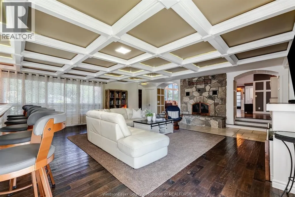 146 Gloucester DRIVE