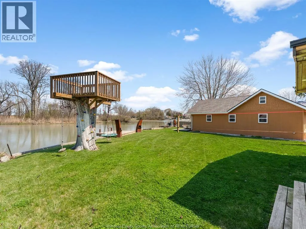 1122 Heritage ROAD
