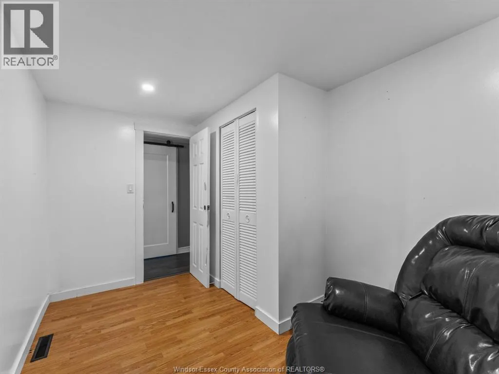 1122 Heritage ROAD
