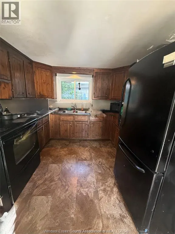 81 ROBINSON