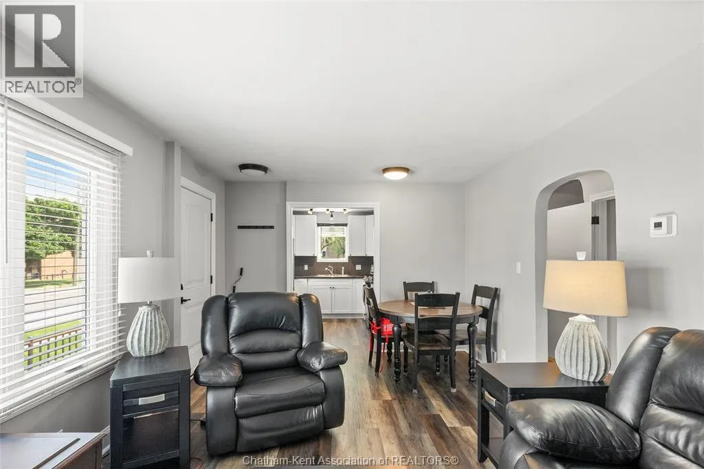 64 Park AVENUE East