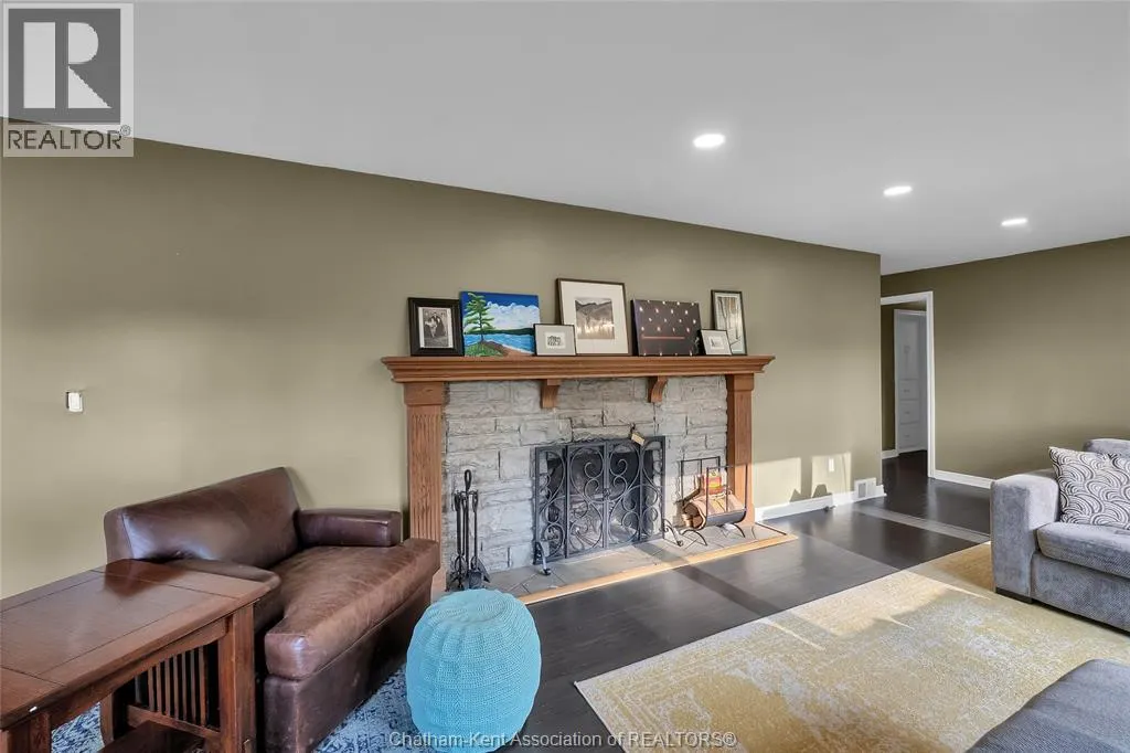 6 Devon DRIVE