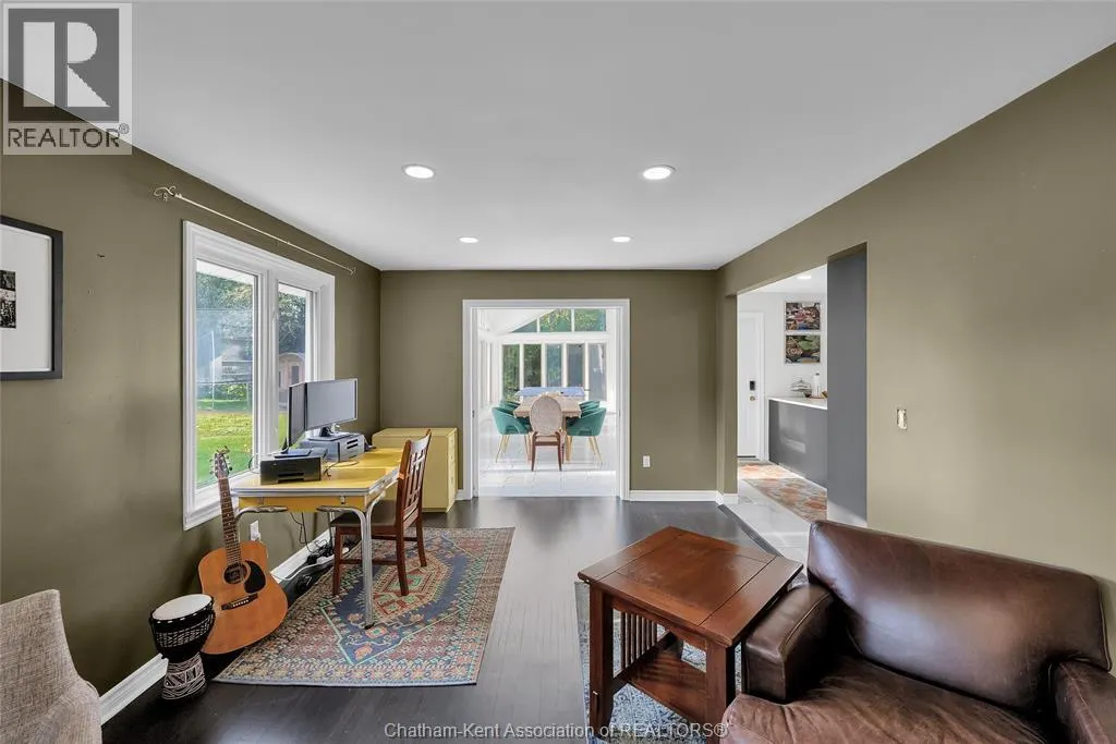 6 Devon DRIVE
