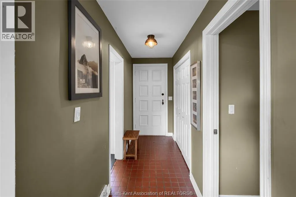 6 Devon DRIVE