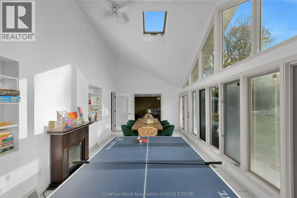6 Devon DRIVE