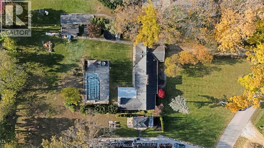 6 Devon DRIVE