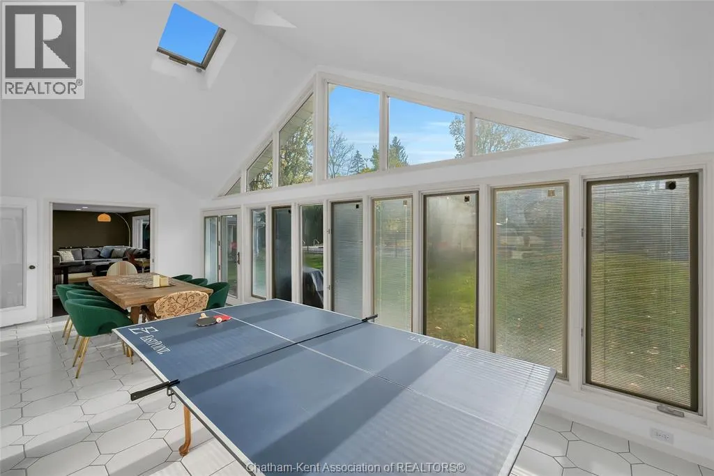 6 Devon DRIVE
