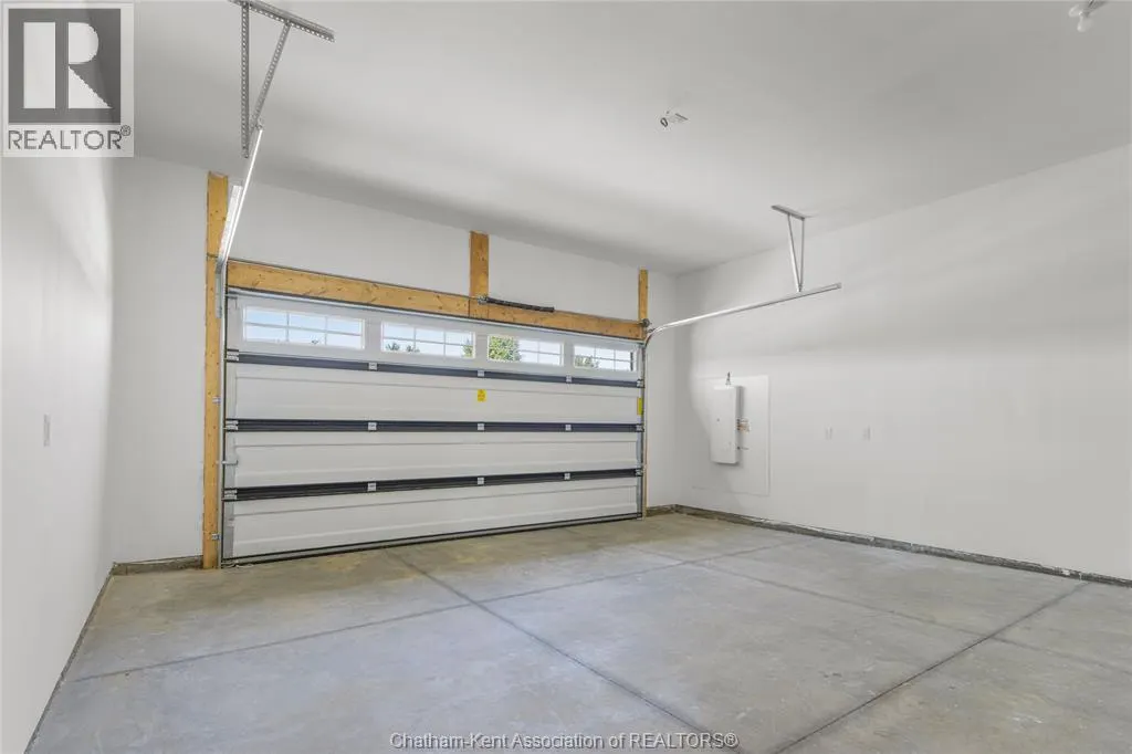 30 ROSEWOOD CRESCENT
