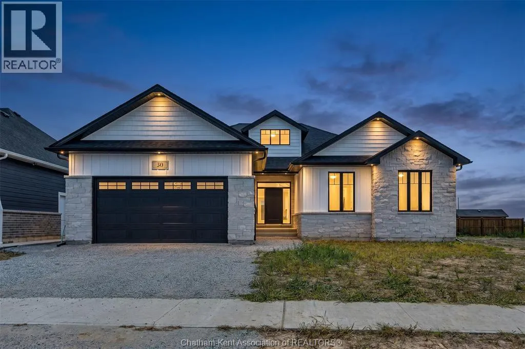 30 ROSEWOOD CRESCENT
