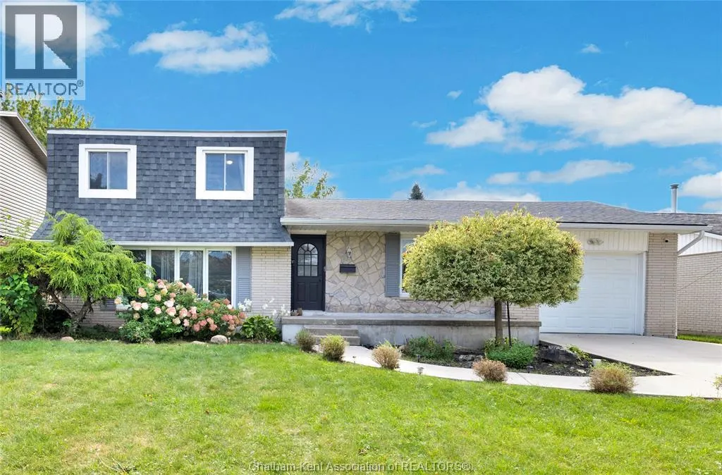 71 Parry DRIVE