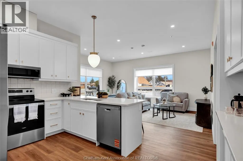 12 Mill STREET West Unit# 400
