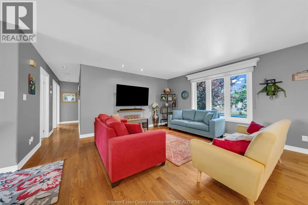 68 Wakefield AVENUE