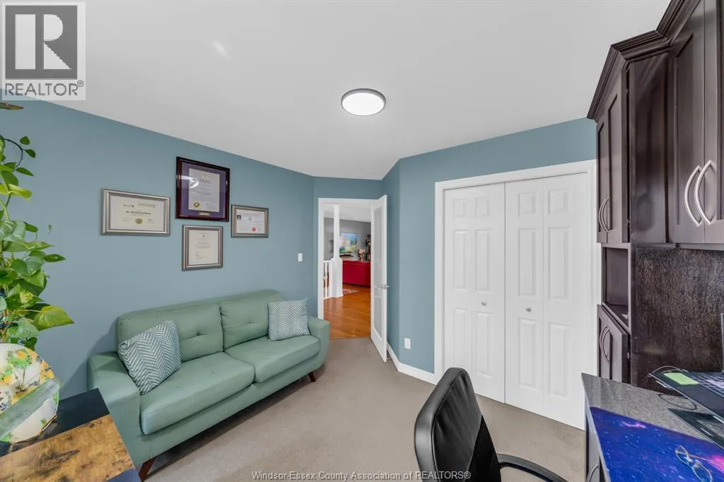 68 Wakefield AVENUE
