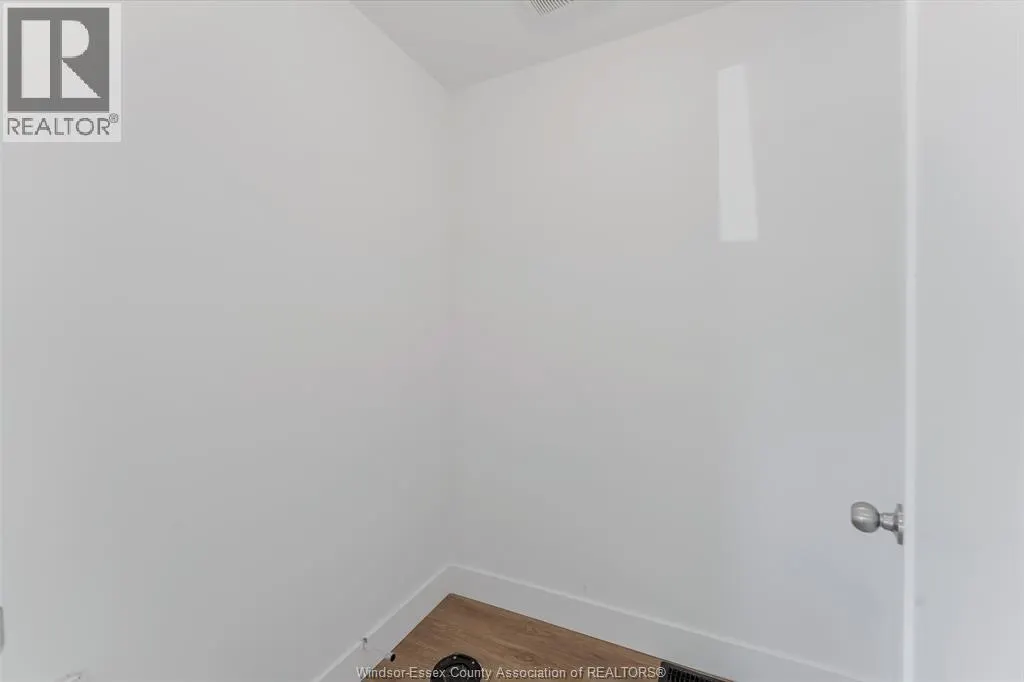 114 KING STREET West
