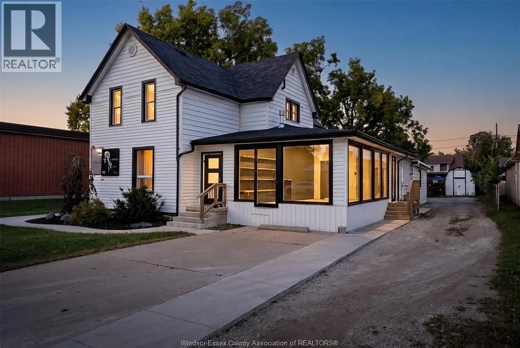 114 KING STREET West